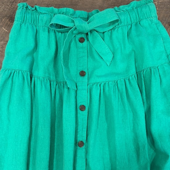Universal Thread Green Button-Down Women's Skirt - Picture 5 of 6